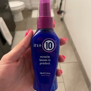 NEW IT’S A 10 LEAVE IN CONDITIONER 4oz